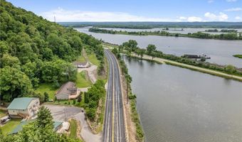 160 N State Road 35, Alma, WI 54610