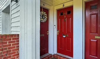 2711 S WALTER REED Dr S #A, Arlington, VA 22206