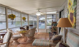 610 Wedelia Dr, Barefoot Bay, FL 32976