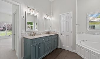 47 Stonehenge Dr, Bentonville, AR 72712