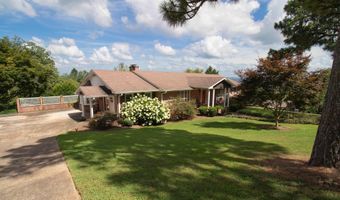 305 SKY Dr, Anniston, AL 36207