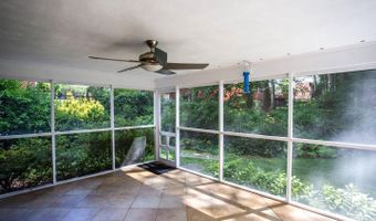 5904 LENOX Rd, Bethesda, MD 20817