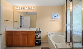 8 Waccamaw Way, Beaufort, SC 29906