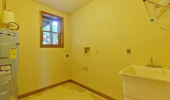 20031 McCray Dr, Abingdon, VA 24211
