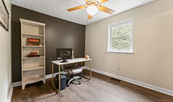 870 Birch St, Alcoa, TN 37701
