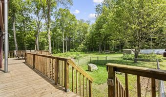 695 Brewster St, Coventry, CT 06238