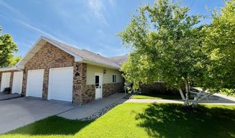 1024 Birchwood Ln, Aberdeen, SD 57401