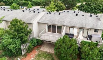 767 Skynob Dr, Ann Arbor, MI 48105