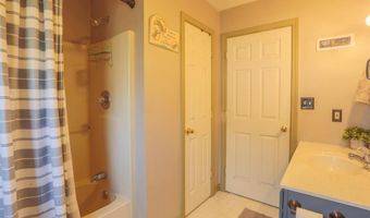 20 Searsmont Rd, Appleton, ME 04862