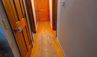 7 Westwood Pkwy, Barre, VT 05641