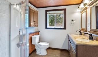 102 Hillcrest Rd, Aurora, IN 47001