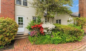 201 N Cleveland Massillon Rd, Akron, OH 44333