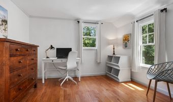 1 Blackhorse Dr, Acton, MA 01720