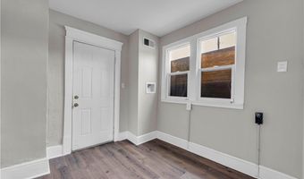 36 Cole Ave, Akron, OH 44301