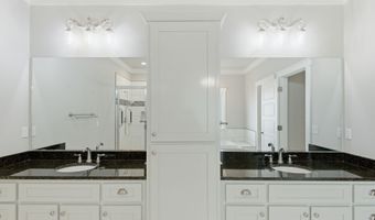 175 Glenview Dr, Albertville, AL 35950