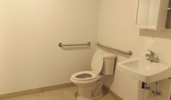 1052 S Arlington Heights Rd, Arlington Heights, IL 60005