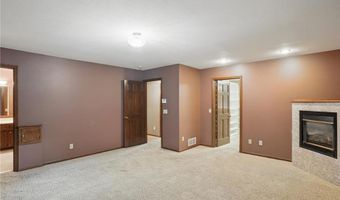 8681 144th Street Ct, Apple Valley, MN 55124
