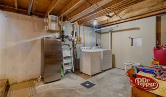 127 Highland Ave, Cumberland, RI 02864