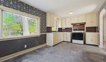 2 Perham St, Bedford, MA 01730