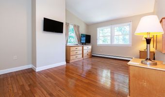2 Rockwood Ave, Bar Harbor, ME 04609