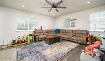 25 Tradewinds Ave, Barnegat, NJ 08005