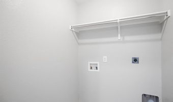 922 Honeywell Dr, Anna, TX 75409