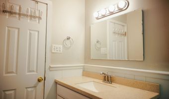 727 PEAR St, Dover, DE 19904