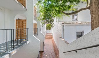 207 S PATRICK St 204, Alexandria, VA 22314
