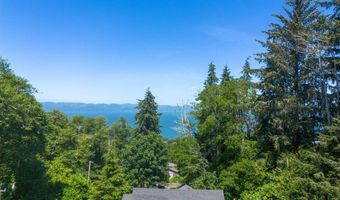 972 22ND St, Astoria, OR 97103