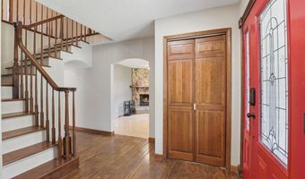 13340 Bainbridge Rd, Anchorage, AK 99516