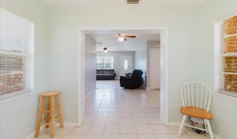 6212 FLORIDA Cir W, Apollo Beach, FL 33572