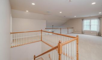 117 HARVESTER Dr, Lake Frederick, VA 22630