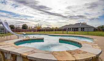 100 Meadow Glen Ct, Aledo, TX 76008