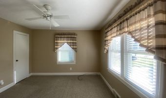 222 Guthrie Dr, Bardstown, KY 40004