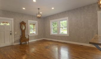 703 Johnson Ave, Ava, MO 65608