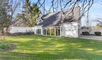 985 Goldenrod Trl, Aurora, OH 44202