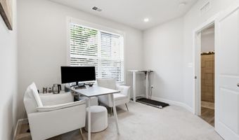 7277 NITTANY Ln, Alexandria, VA 22306