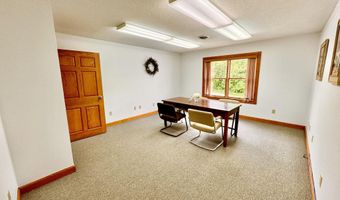 1045 Broadway, Bangor, ME 04401