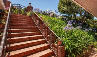 3300 Crownview Dr, Rancho Palos Verdes, CA 90275
