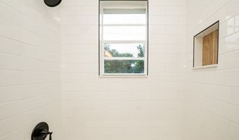 5000 Hill Rd, Albany, GA 31705