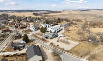 4709 220th Trl, Amana, IA 52203