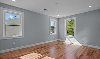 135 Old Mill Blvd, Warwick, RI 02889