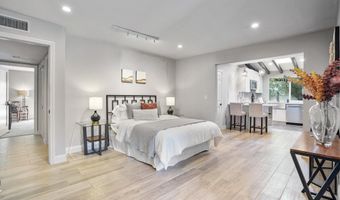 6829 Corintia St, Carlsbad, CA 92009
