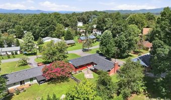 376 School Rd E, Asheville, NC 28803