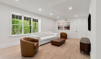 10 Yankee Way, Beverly, MA 01915