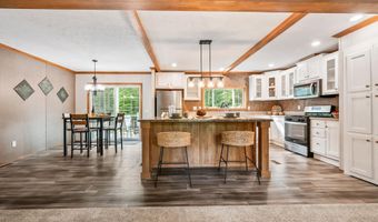 33 Old Bridge Ct, Effingham, NH 03882