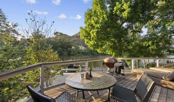 29303 S Lakeshore Dr, Agoura Hills, CA 91301