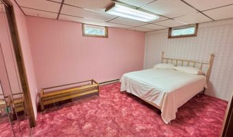 112 8403rd St SW, Bowman, ND 58623