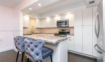 20291 NE 30th Ave PH-10, Aventura, FL 33180