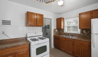 17237 Horger Ave, Allen Park, MI 48101
